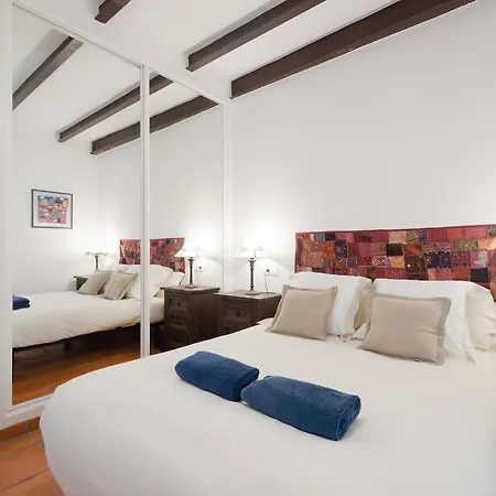 Viviendas El Trillo Apartment *