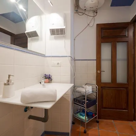 Viviendas El Trillo Apartment